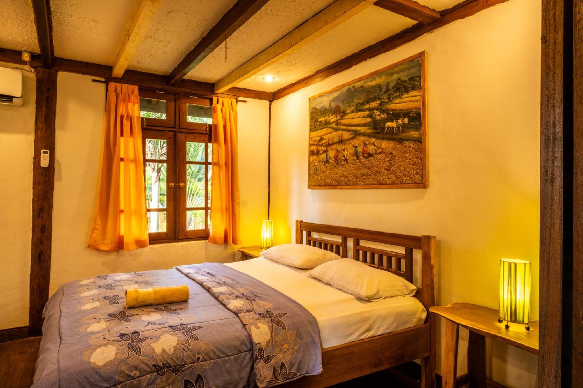 Lombok Stanley Garden Villas Montongbuwoh Exteriör bild