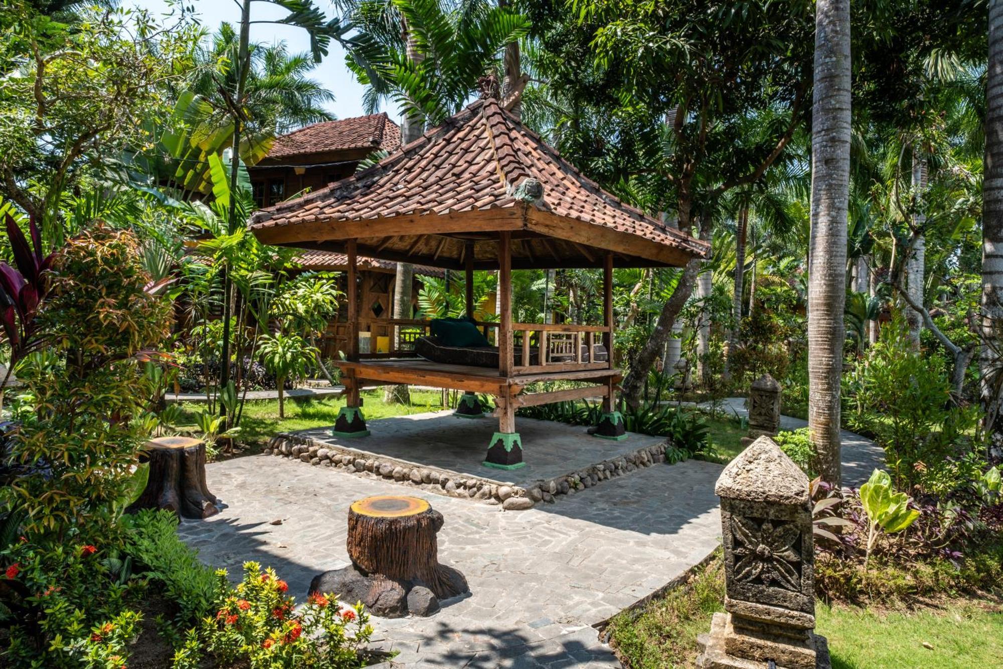 Lombok Stanley Garden Villas Montongbuwoh Exteriör bild