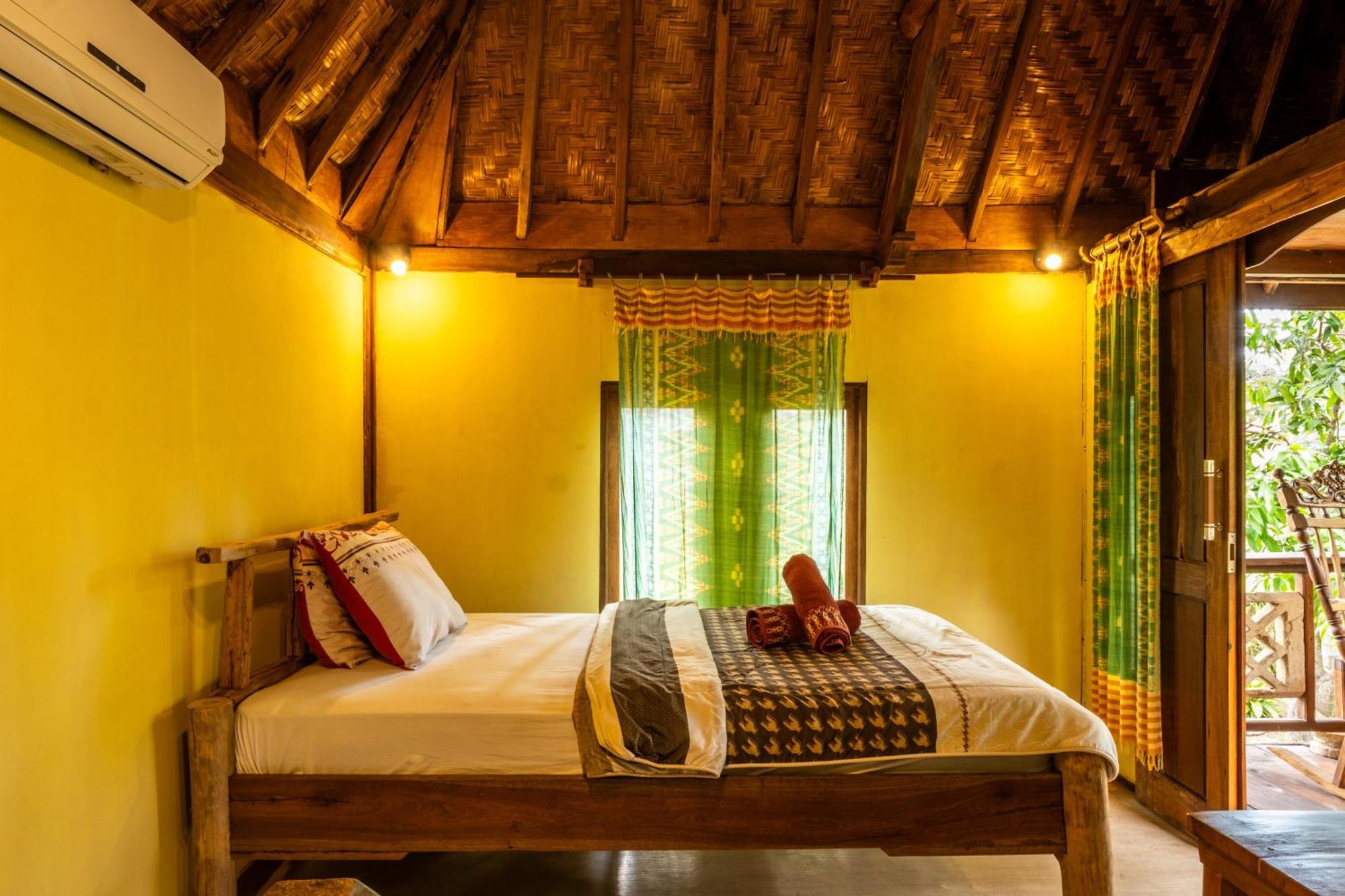Lombok Stanley Garden Villas Montongbuwoh Exteriör bild